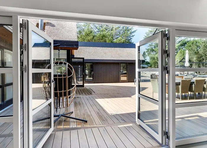 Hejdie - 750m From The Sea By Interhome